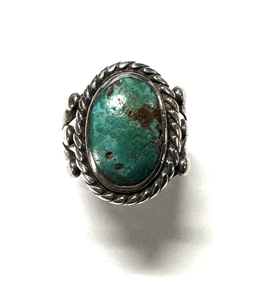 Old Pawn Jewelry - *10% OFF OPPORTUNITY* Vintage Navajo Oval Green Turquoise Ring with Twisted Wire Border