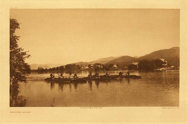 Description by Curtis: From time out of mind the Kalispel have been boatmen, and they are one of the few inland tribes that still possess and use craft of native manufacture. Their canoes are made of pine-bark and cedar strips, seams caulked w/ spruce gum
