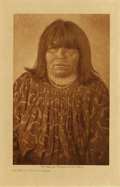 Edward S. Curtis - *50% OFF OPPORTUNITY* An Apache - Mohave Woman - Vintage Photogravure - Volume, 12.5 x 9.5 inches