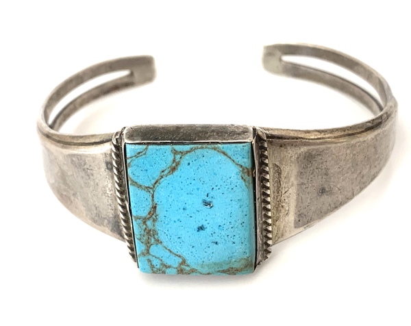 Old Pawn Jewelry - Bracelet: Simple w/ Square Turquoise Stone border=