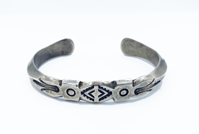 Old Pawn Jewelry - Bracelet: Heavily Stamped Ingot Silver Bangle - Sterling Silver