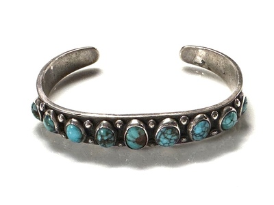  Title: Vintage Navajo Silver and Turquoise Nine Stone Row Bracelet